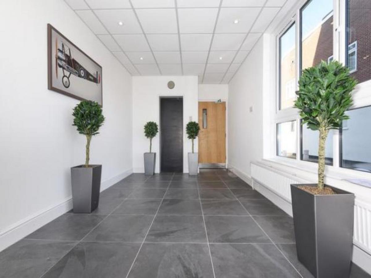 Picture of Office For Rent in Slough, Berkshire, United Kingdom