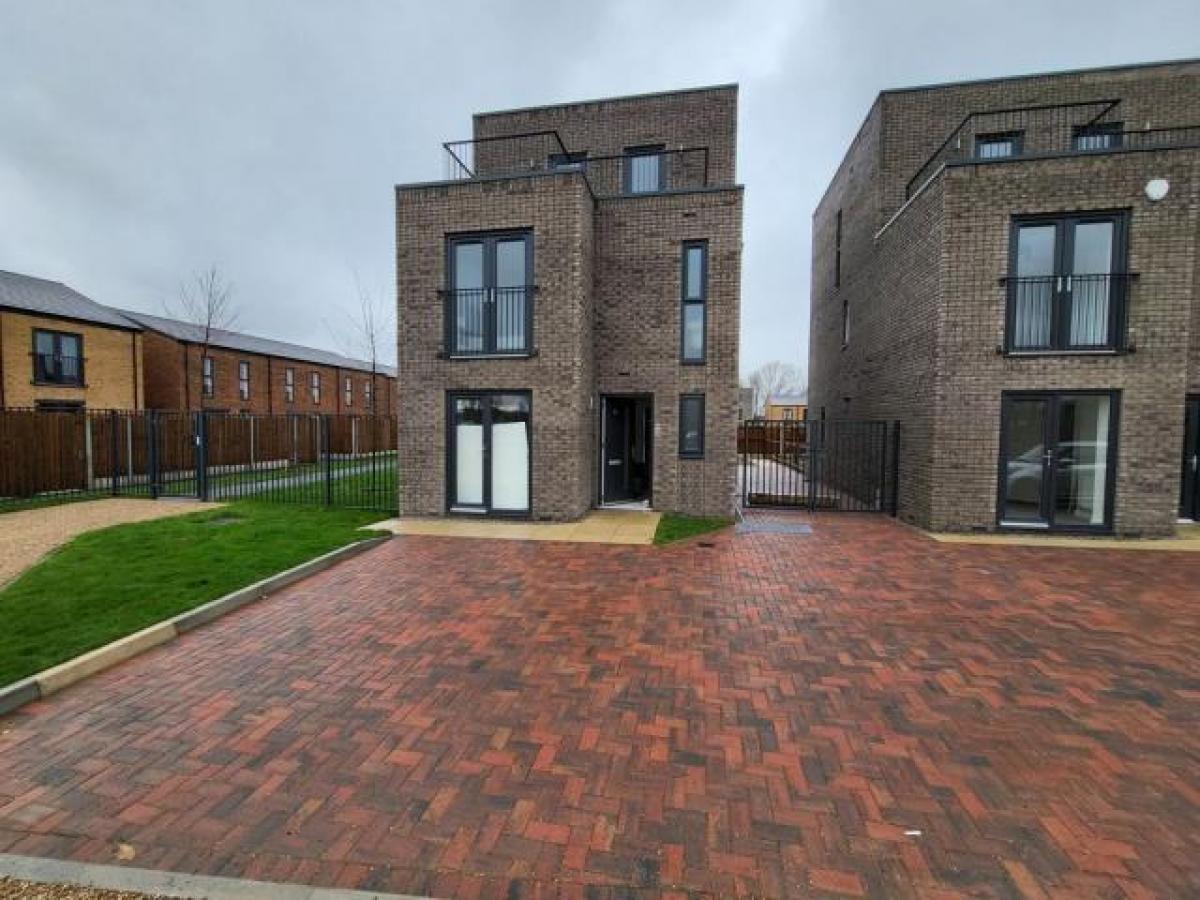 Picture of Apartment For Rent in Salford, Greater Manchester, United Kingdom