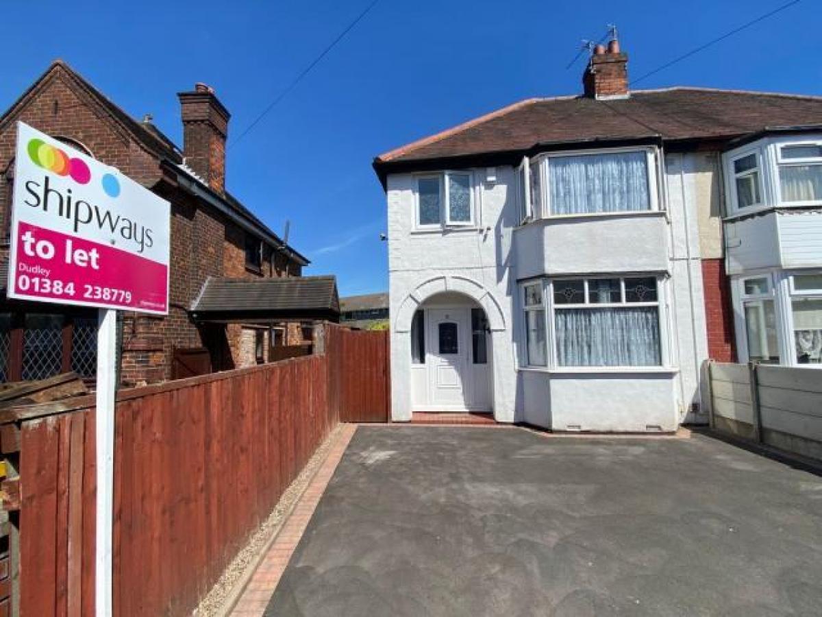 Picture of Home For Rent in Tipton, West Midlands, United Kingdom