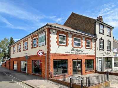 Apartment For Rent in Farnborough, United Kingdom