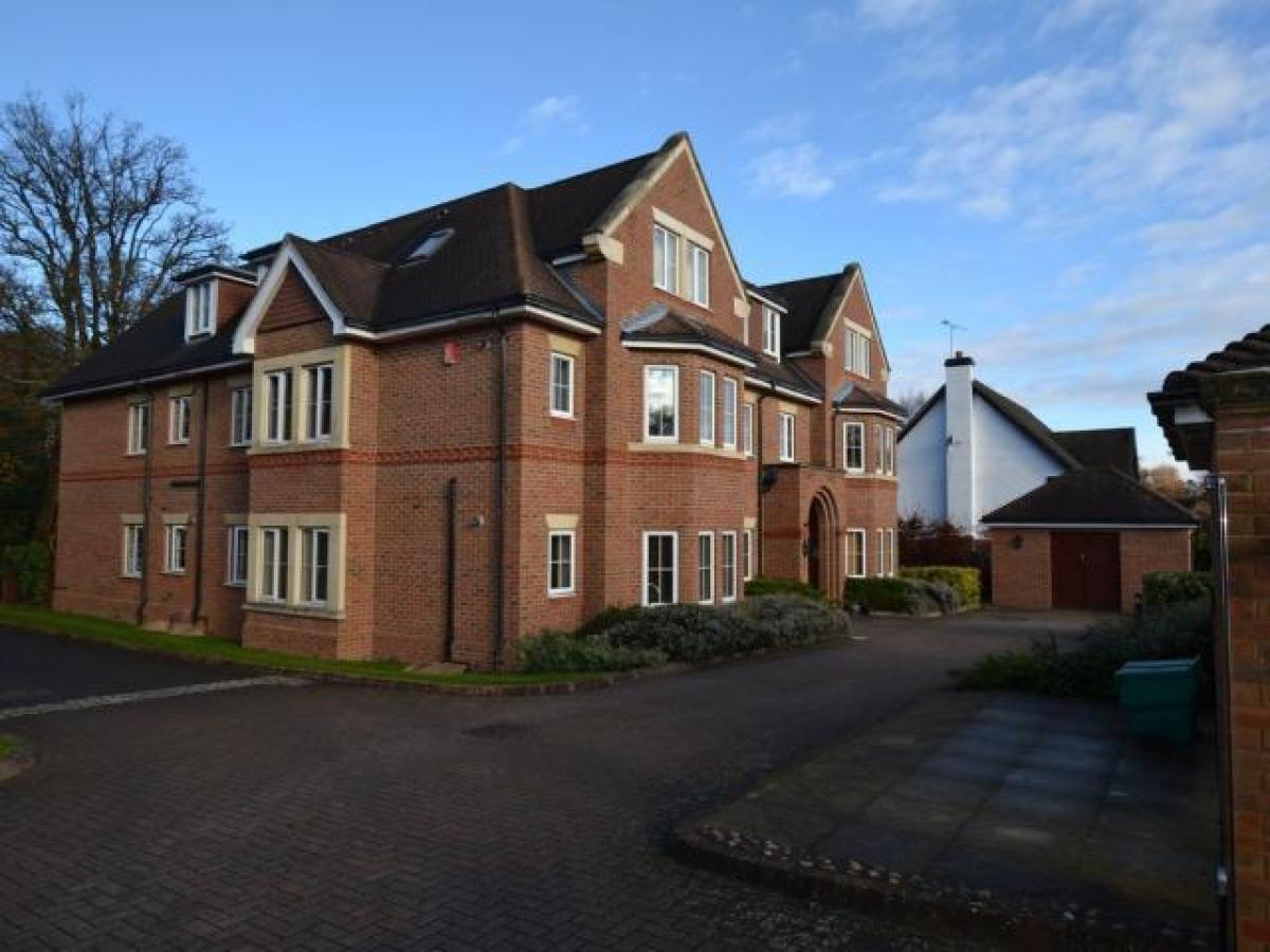 Picture of Apartment For Rent in Fleet, Hampshire, United Kingdom