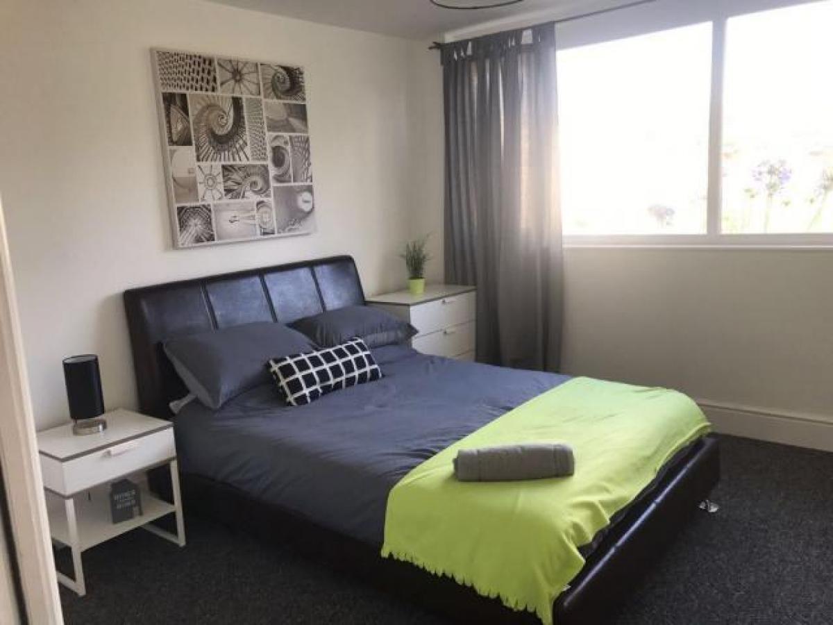 Picture of Apartment For Rent in Wolverhampton, West Midlands, United Kingdom