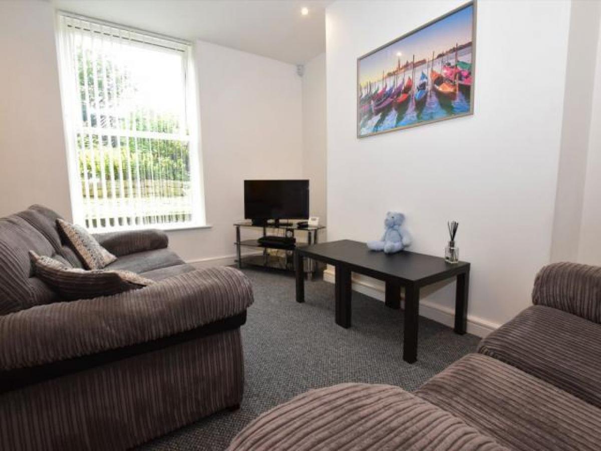 Picture of Home For Rent in Huddersfield, West Yorkshire, United Kingdom