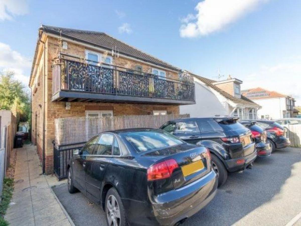 Picture of Apartment For Rent in Rayleigh, Essex, United Kingdom