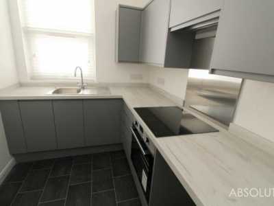 Apartment For Rent in Torquay, United Kingdom
