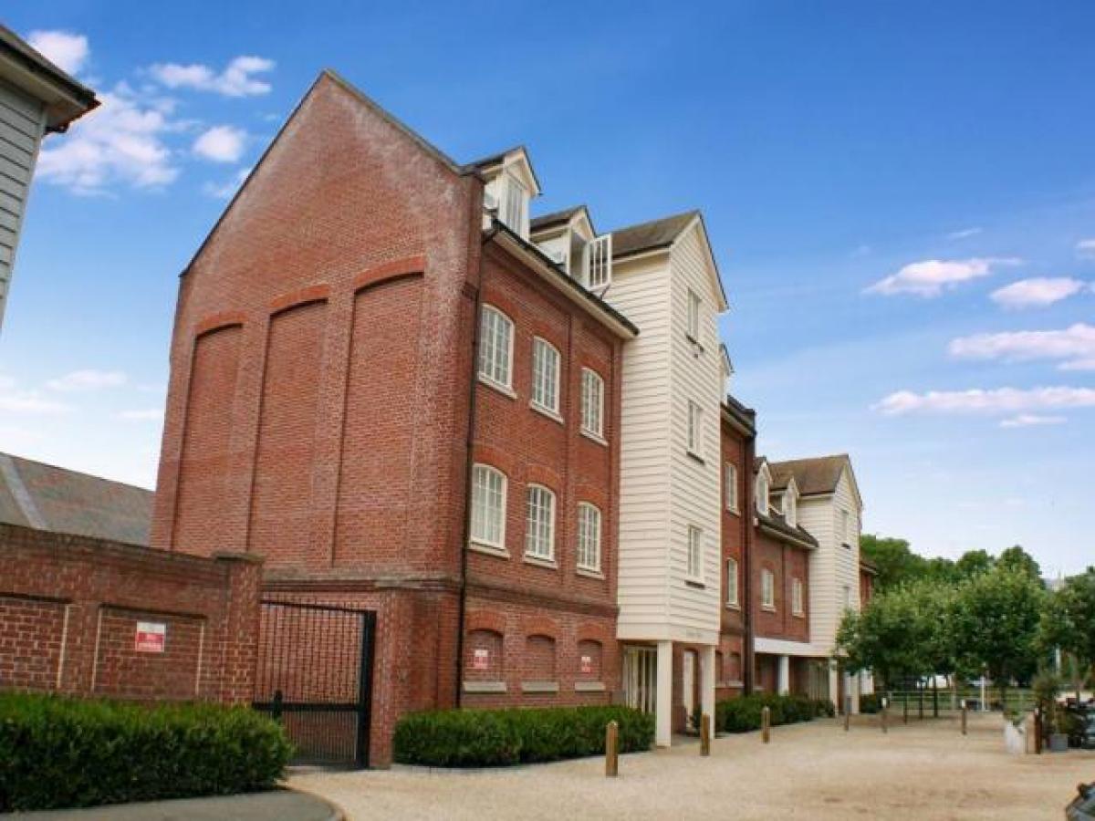 Picture of Apartment For Rent in Faversham, Kent, United Kingdom