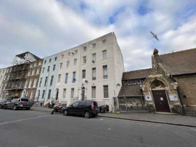 Apartment For Rent in 