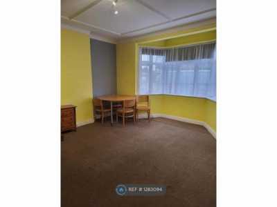 Apartment For Rent in Edgware, United Kingdom