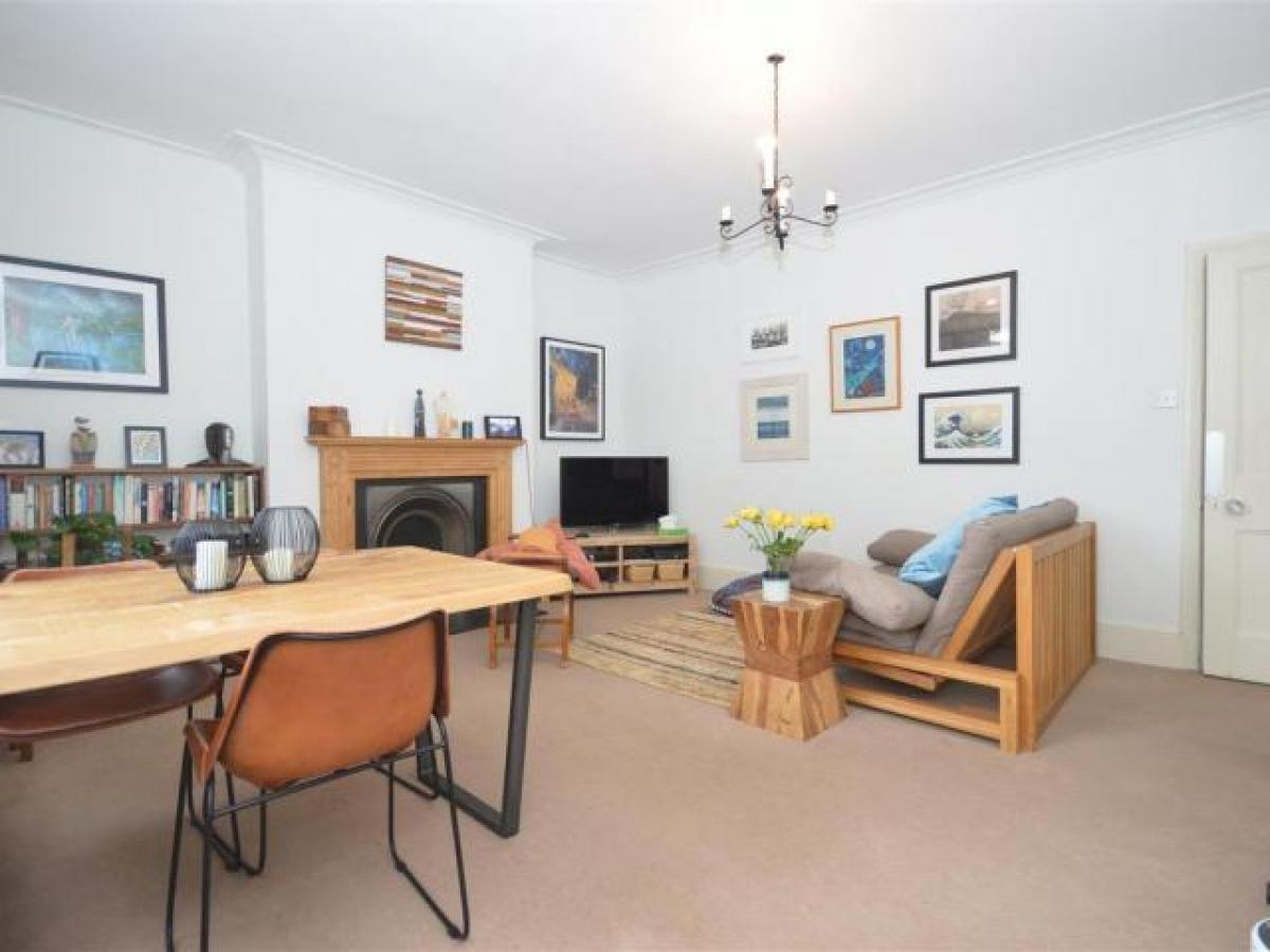 Picture of Apartment For Rent in Richmond, Greater London, United Kingdom