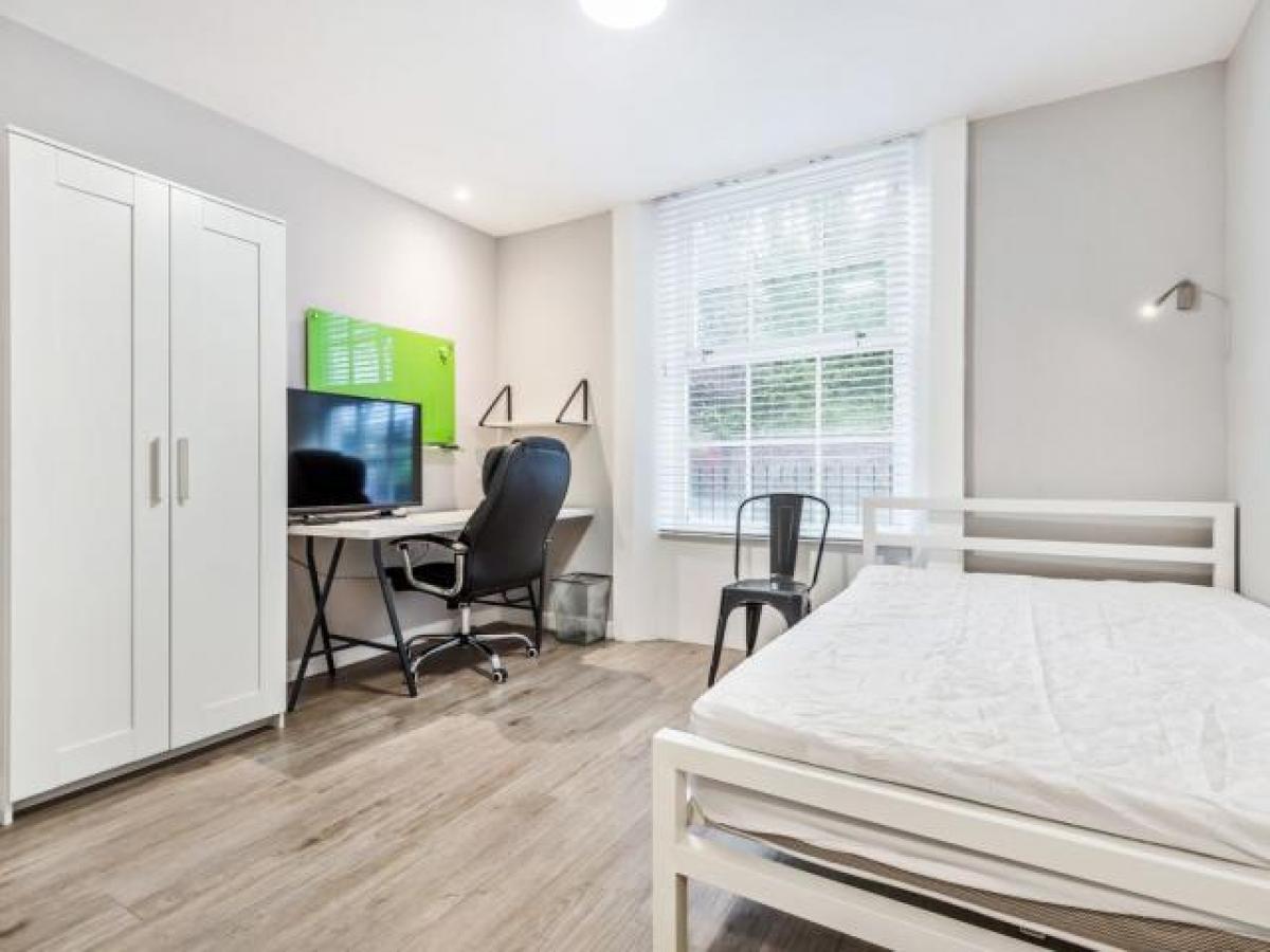 Picture of Apartment For Rent in Winchester, Hampshire, United Kingdom