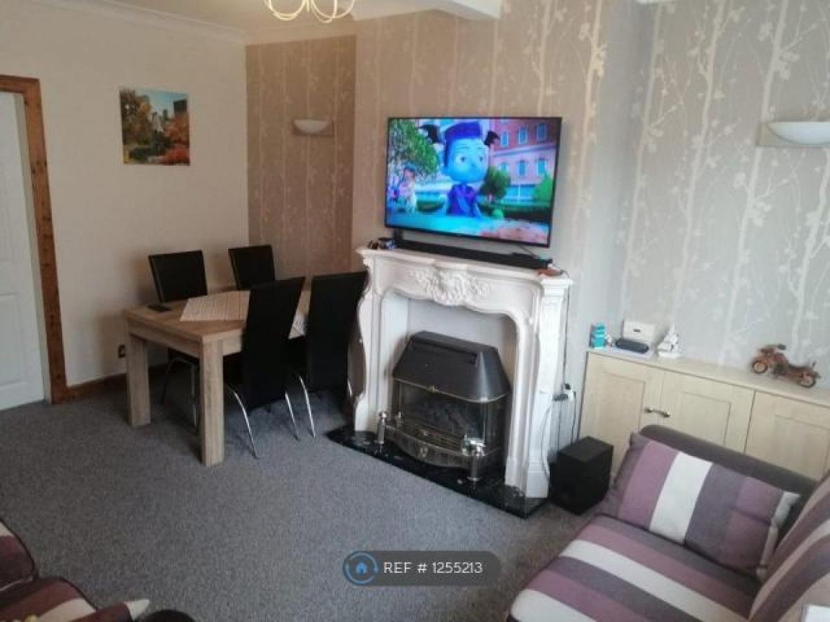 Picture of Apartment For Rent in Hamilton, Strathclyde, United Kingdom
