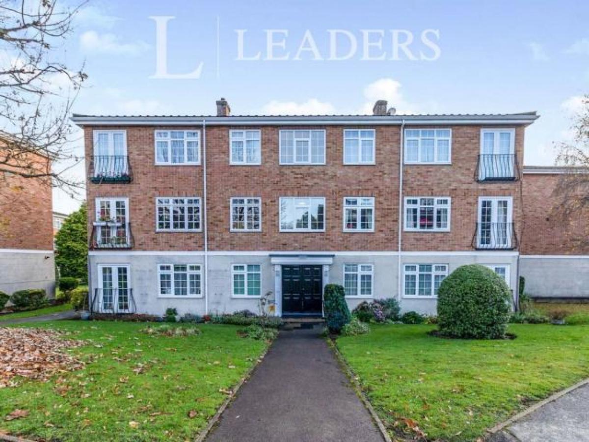 Picture of Apartment For Rent in Walton on Thames, Surrey, United Kingdom