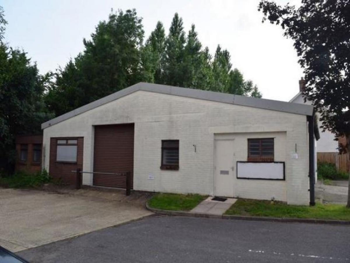 Picture of Industrial For Rent in Farnham, Surrey, United Kingdom