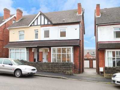 Home For Rent in Chesterfield, United Kingdom