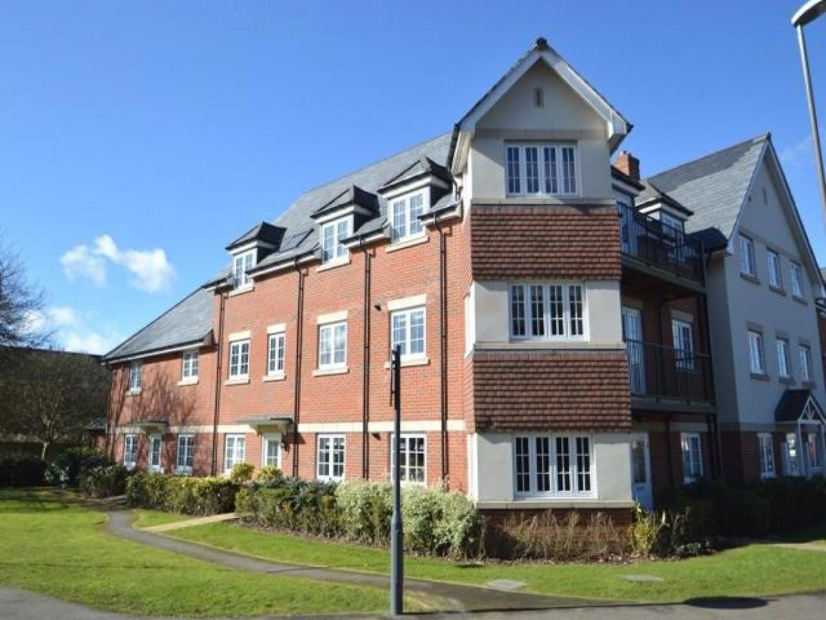 Picture of Apartment For Rent in High Wycombe, Buckinghamshire, United Kingdom