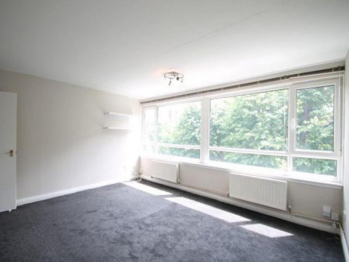 Picture of Apartment For Rent in Bromley, Greater London, United Kingdom