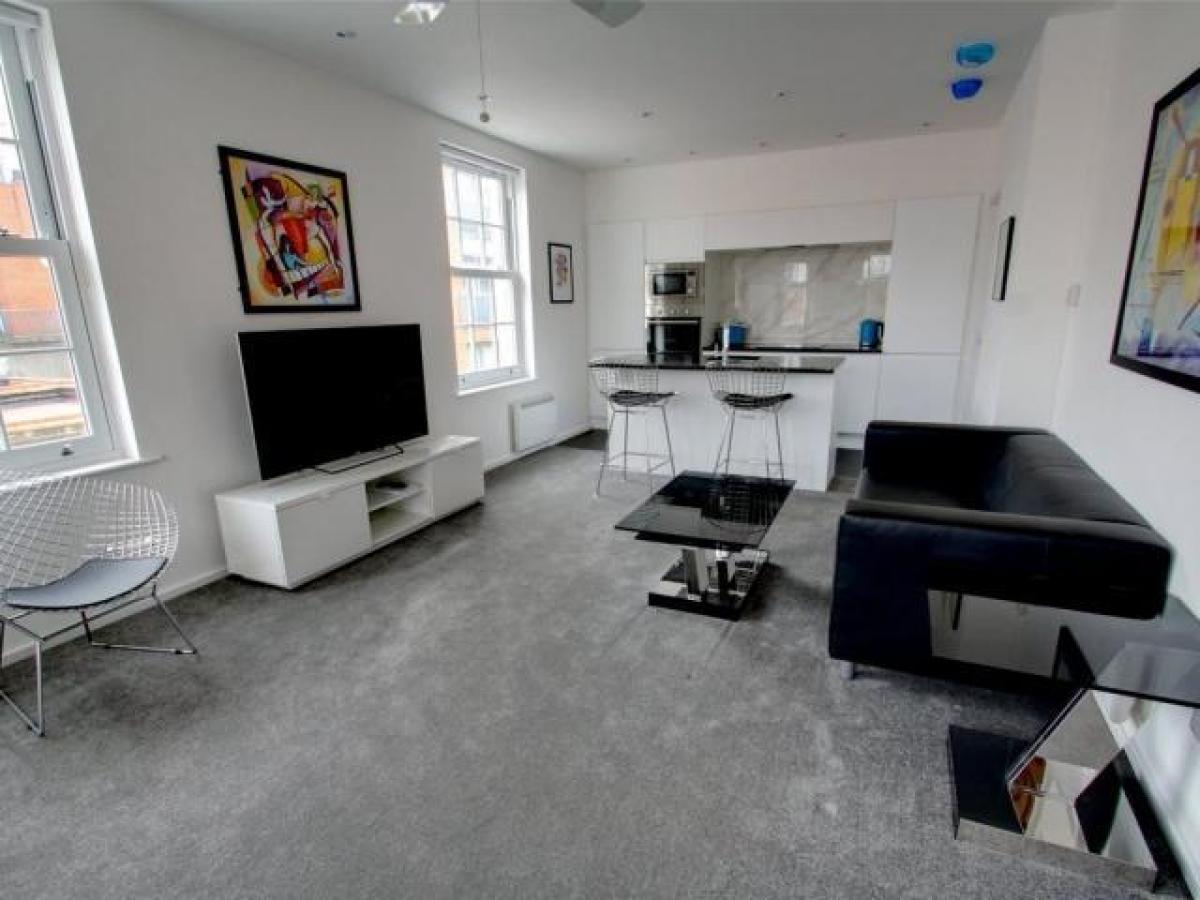 Picture of Apartment For Rent in Chertsey, Surrey, United Kingdom