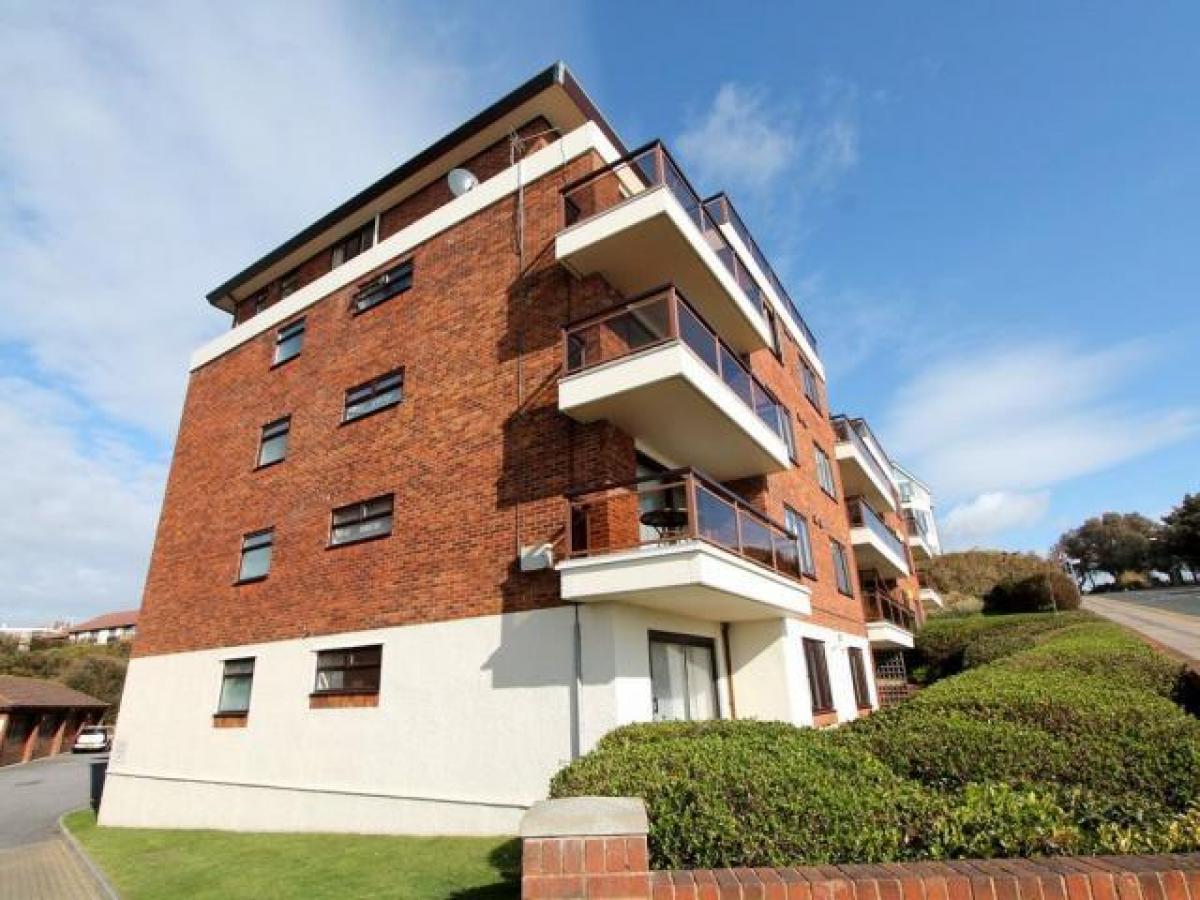 Picture of Apartment For Rent in Bournemouth, Dorset, United Kingdom