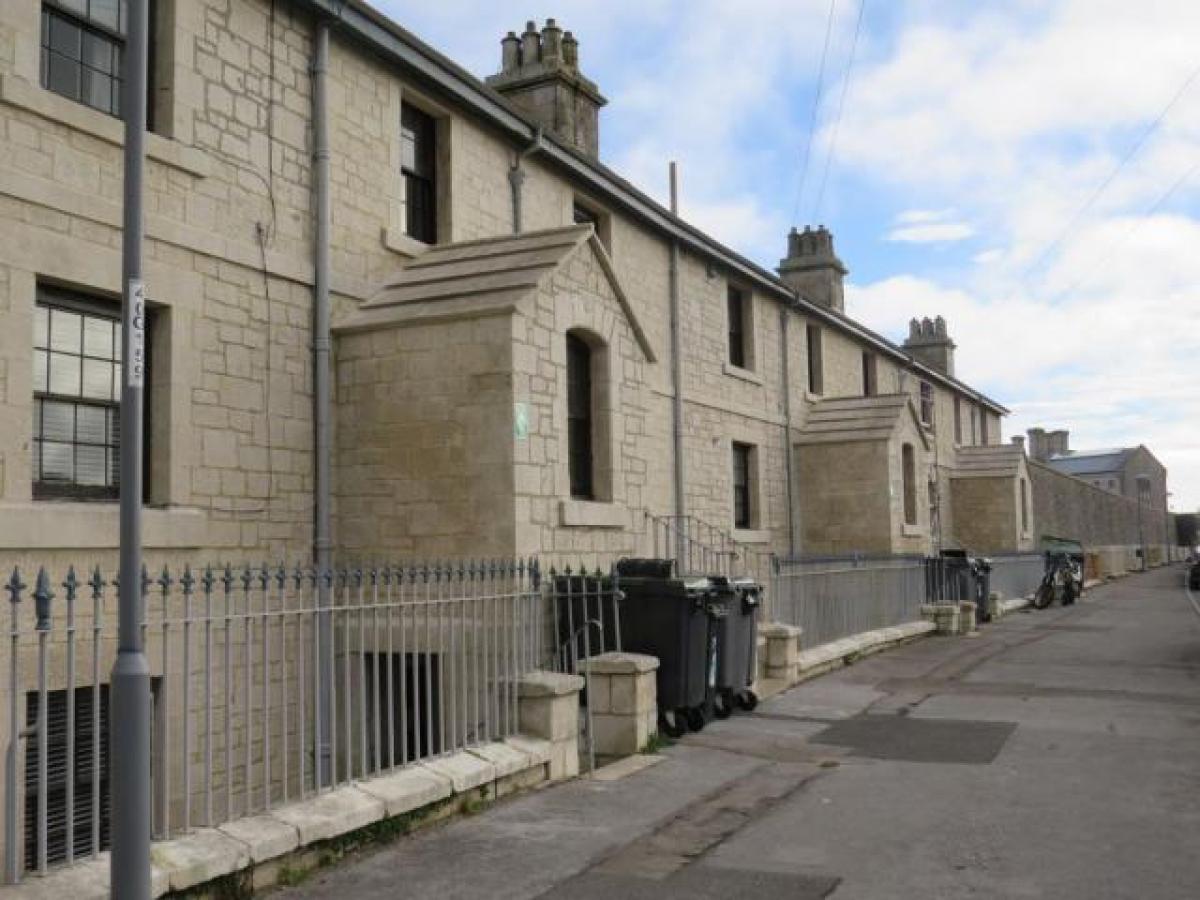 Picture of Apartment For Rent in Portland, Dorset, United Kingdom