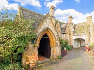 Apartment For Rent in Cheltenham, United Kingdom