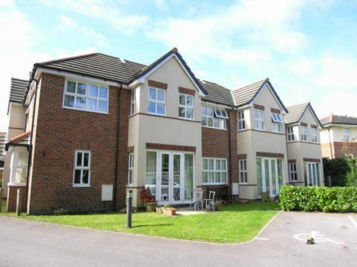 Picture of Apartment For Rent in Farnham, Surrey, United Kingdom
