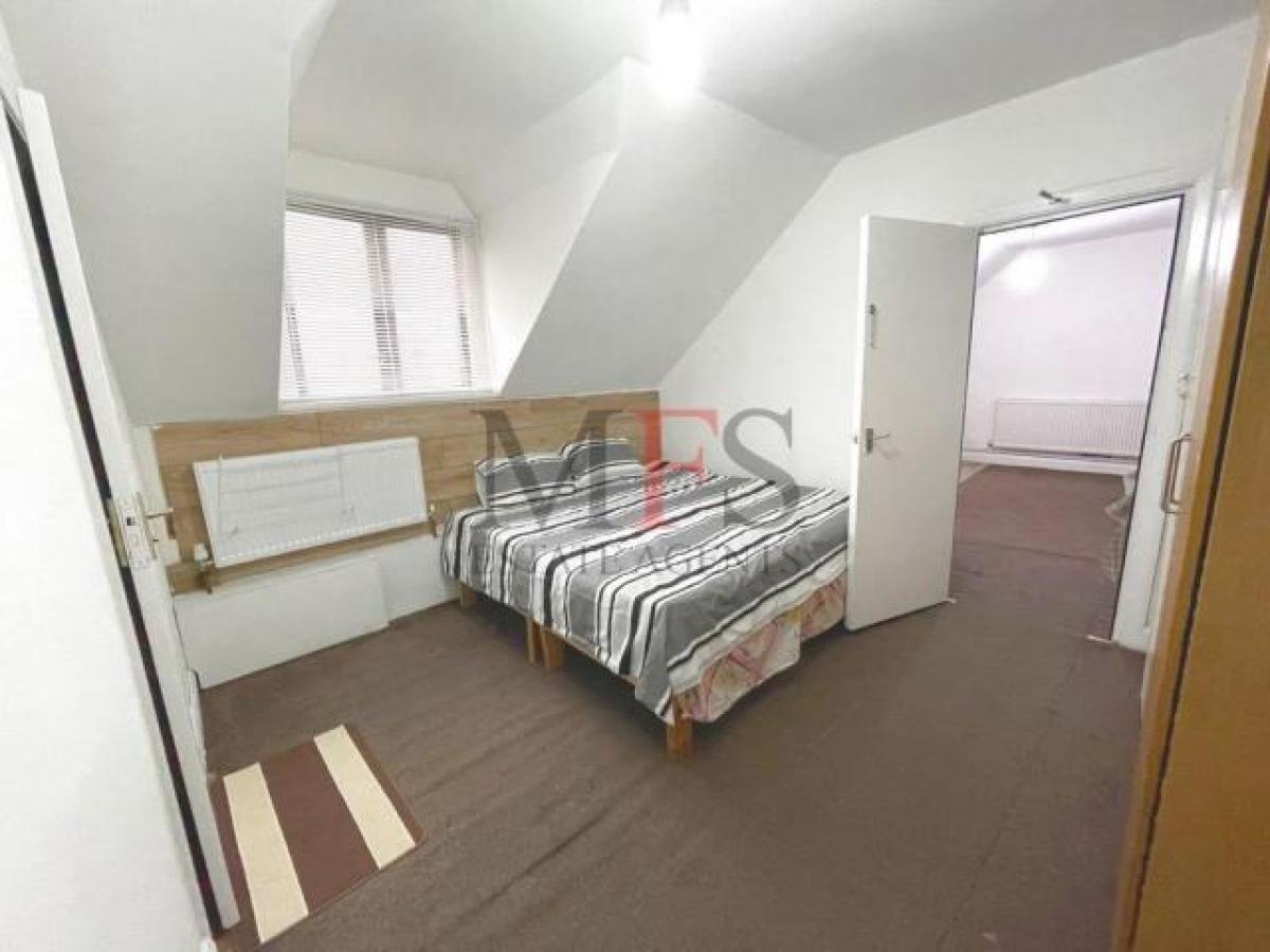 Picture of Apartment For Rent in Southall, Greater London, United Kingdom