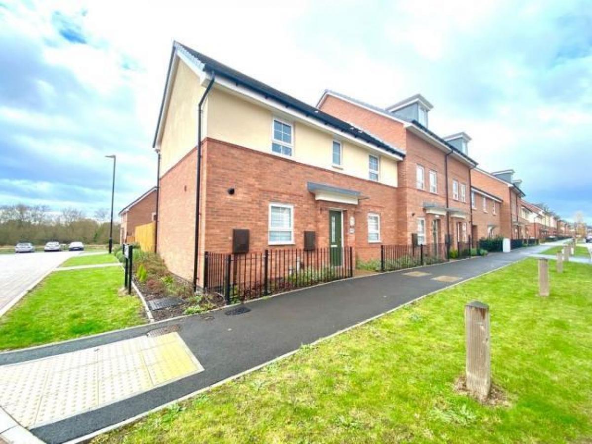 Picture of Home For Rent in Nuneaton, Warwickshire, United Kingdom