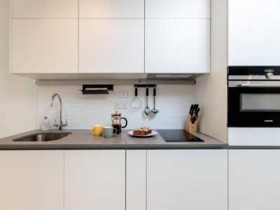 Apartment For Rent in Redhill, United Kingdom