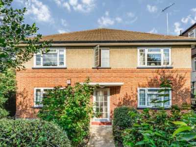 Apartment For Rent in Kingston upon Thames, United Kingdom