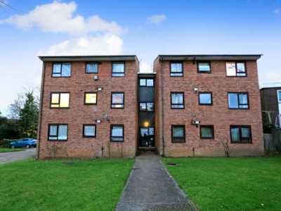 Apartment For Rent in Surbiton, United Kingdom