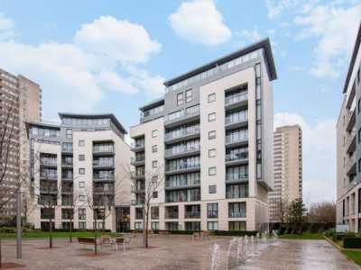 Apartment For Rent in Brentford, United Kingdom