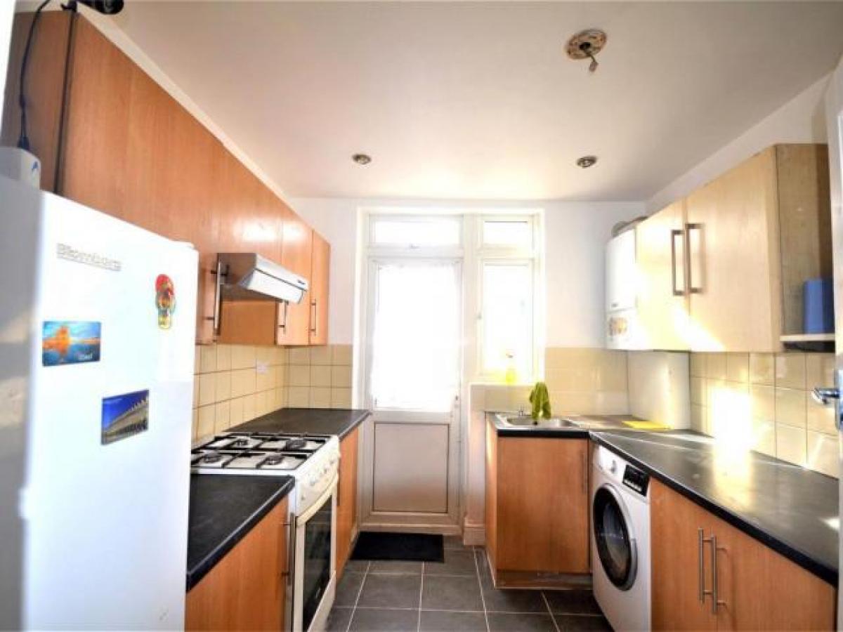 Picture of Home For Rent in Ilford, Greater London, United Kingdom