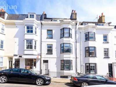 Apartment For Rent in Hove, United Kingdom