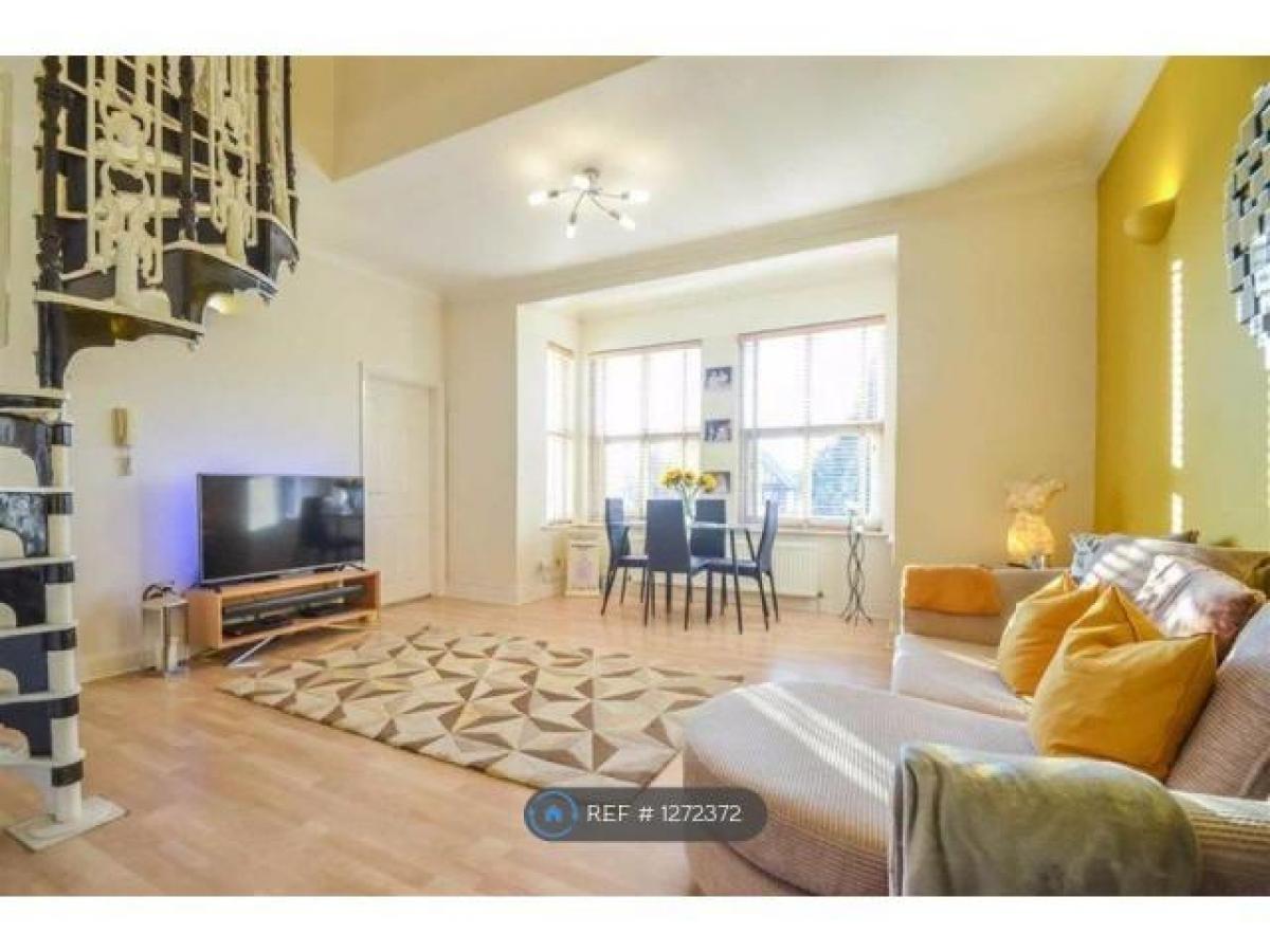 Picture of Apartment For Rent in Westcliff on Sea, Essex, United Kingdom