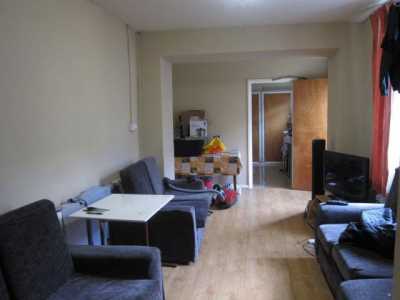 Home For Rent in Pontypridd, United Kingdom