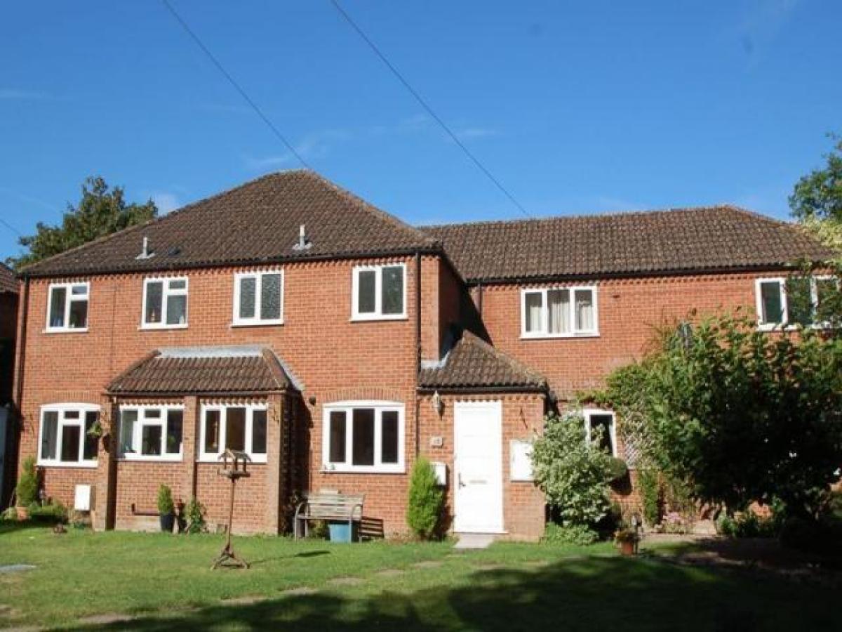 Picture of Home For Rent in High Wycombe, Buckinghamshire, United Kingdom