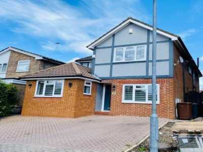 Home For Rent in Bushey, United Kingdom