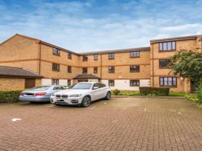 Apartment For Rent in Mitcham, United Kingdom