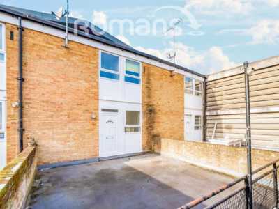 Apartment For Rent in Farnborough, United Kingdom