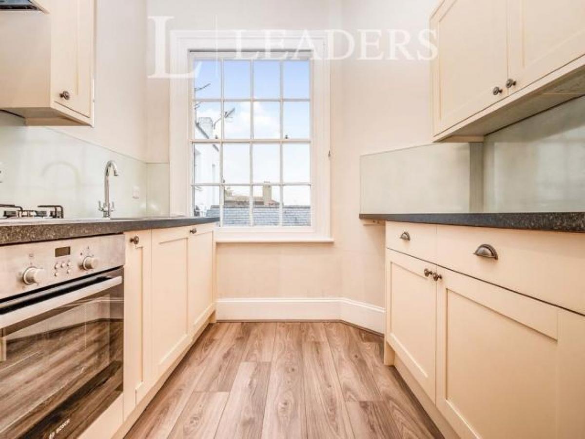 Picture of Apartment For Rent in Worthing, West Sussex, United Kingdom