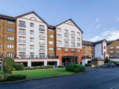 Apartment For Rent in Kingston upon Thames, United Kingdom