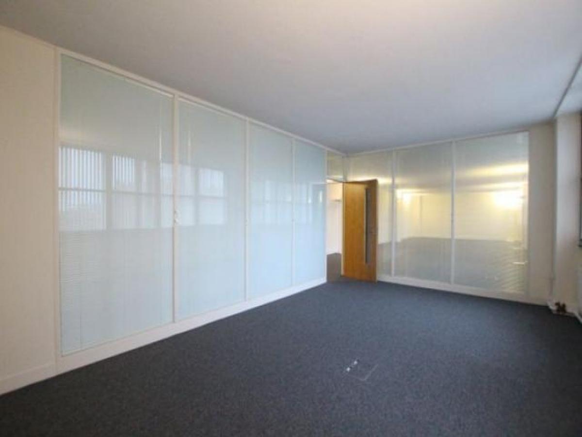 Picture of Office For Rent in Farnborough, Hampshire, United Kingdom