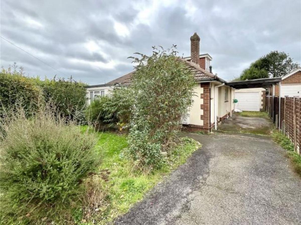Picture of Bungalow For Rent in Lymington, Hampshire, United Kingdom