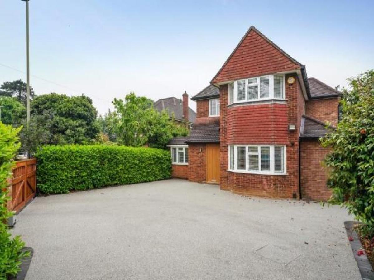 Picture of Home For Rent in Walton on Thames, Surrey, United Kingdom