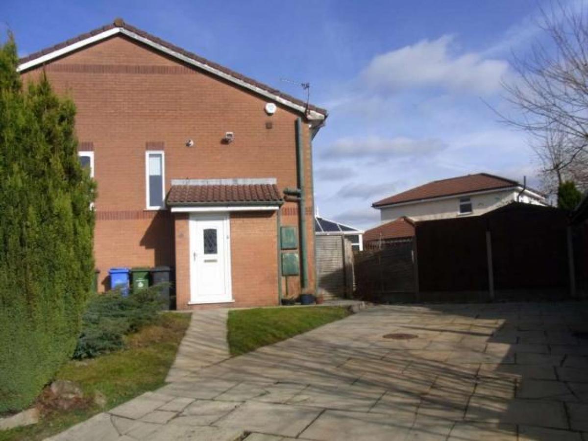 Picture of Home For Rent in Dukinfield, Greater Manchester, United Kingdom
