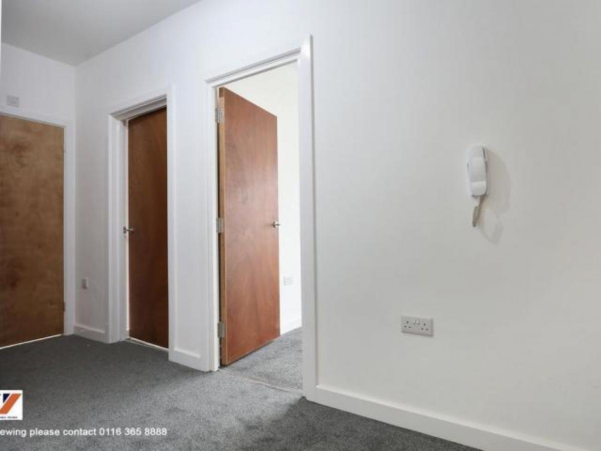 Picture of Apartment For Rent in Coalville, Leicestershire, United Kingdom