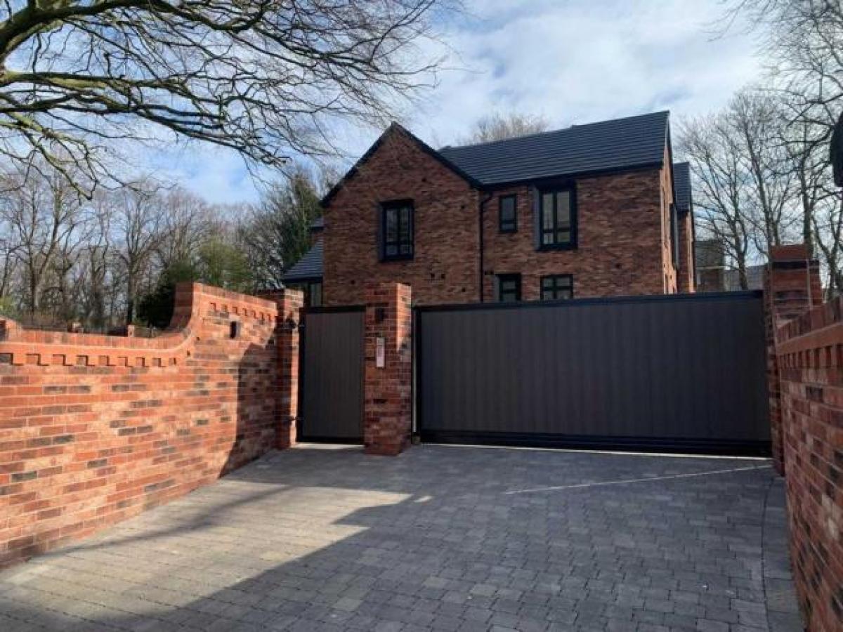 Picture of Apartment For Rent in Ormskirk, Lancashire, United Kingdom