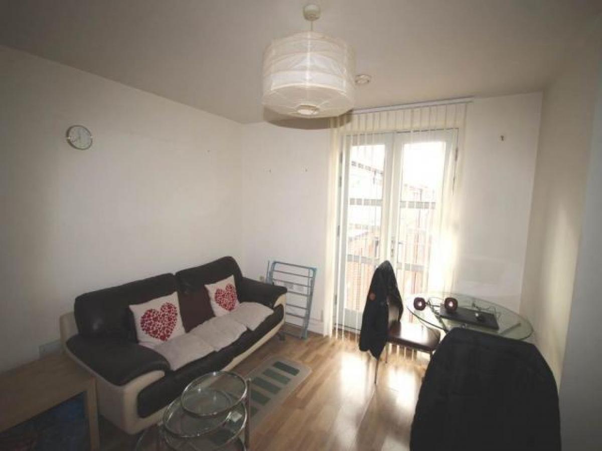 Picture of Apartment For Rent in Bradford, West Yorkshire, United Kingdom
