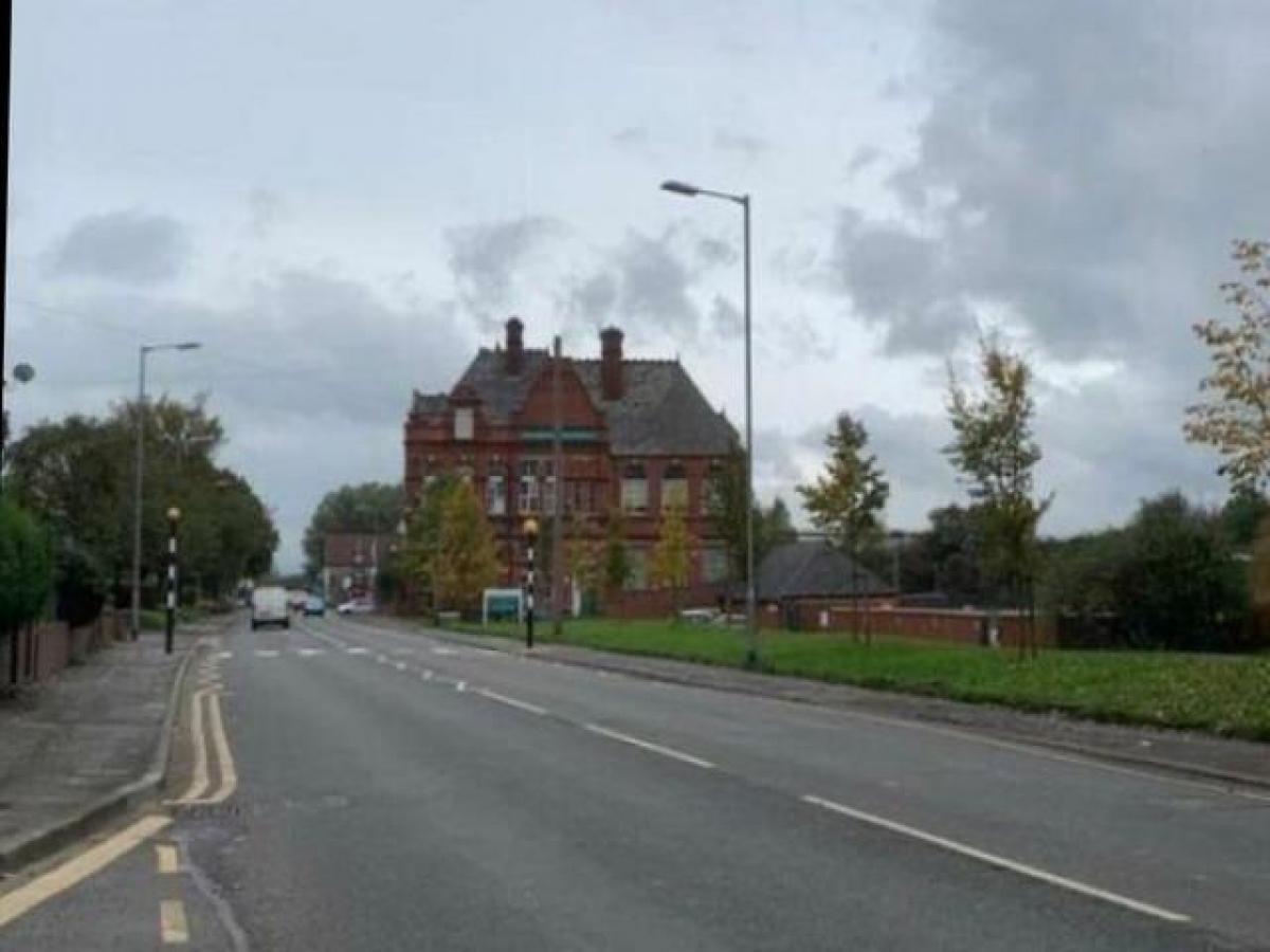 Picture of Office For Rent in Oldham, Greater Manchester, United Kingdom
