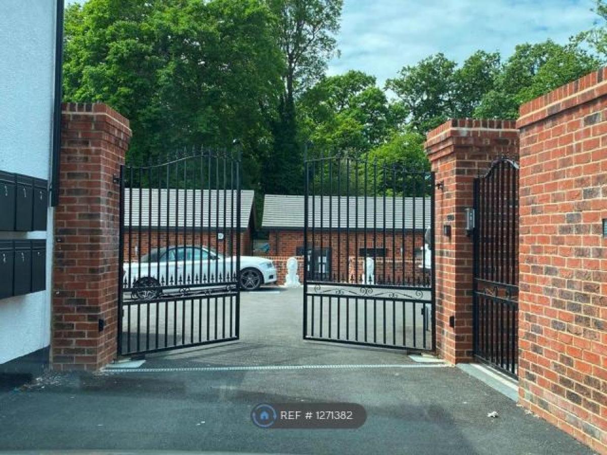 Picture of Bungalow For Rent in Gillingham, Dorset, United Kingdom